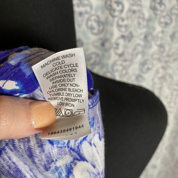 Woman Within Womens Plus Size 18/20 Blue Floral‎ Top with Lace Sleeves - Picture 8 of 10